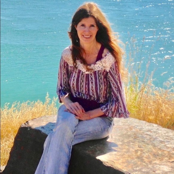 Meet your Posher, Brenda - Picture 1 of 13